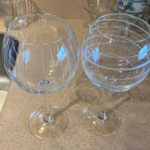 Mikasa balloon wine glasses set of 2. Like new etched glasses. 9 3/8 x 3 1/4